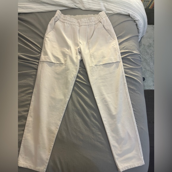lululemon men’s medium bowline trousers in cream - Picture 2 of 4